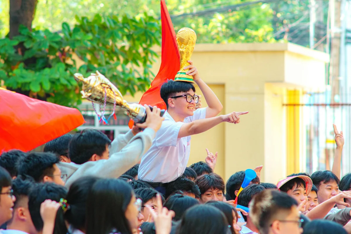 系统集成工程师连接不同软件系统之间的数据接口